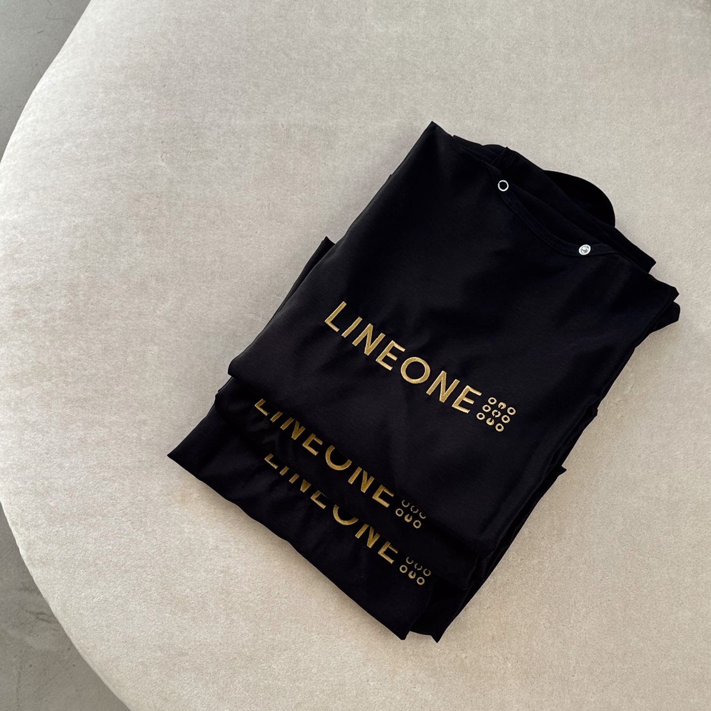 LINEONE CUTTING CAPE