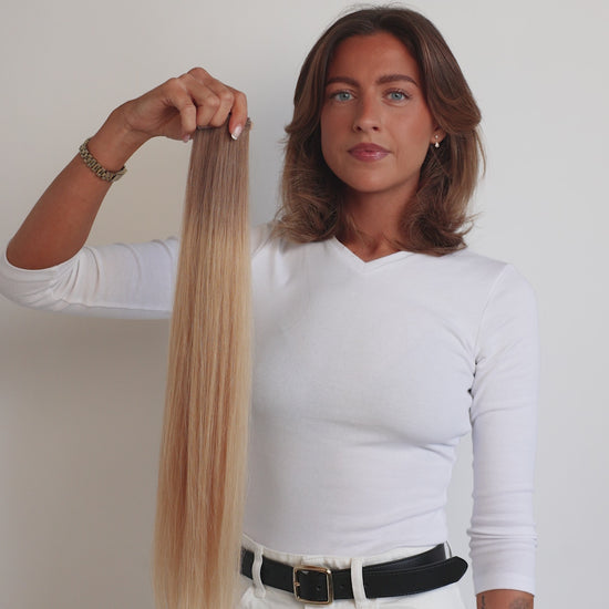 30 Rooted Golden Blonde Genius Weft Straight Hair Extensions | LINEONE Hair